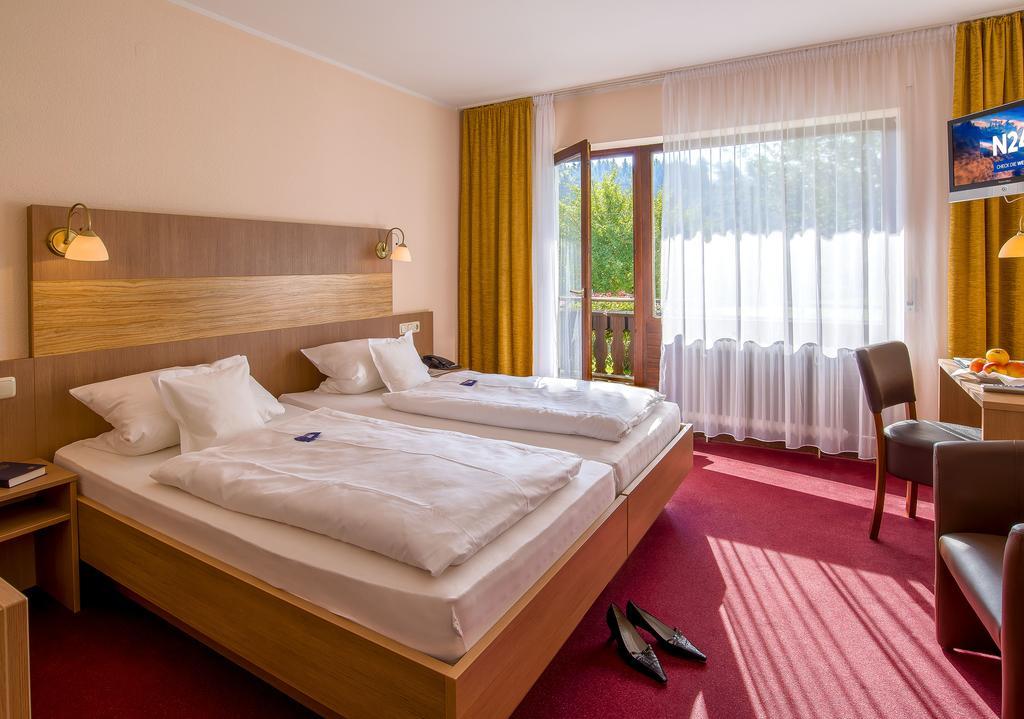 Gasthof & Landhotel Ohrnbachtal Weilbach Kültér fotó